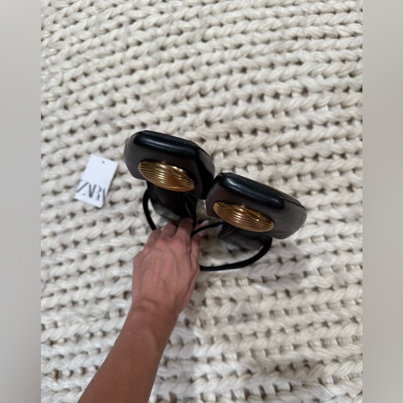 NEW ZARA limited edition Black and Gold Women's Loafers-Sandals size 38/7,5 us - Picture 11 of 17